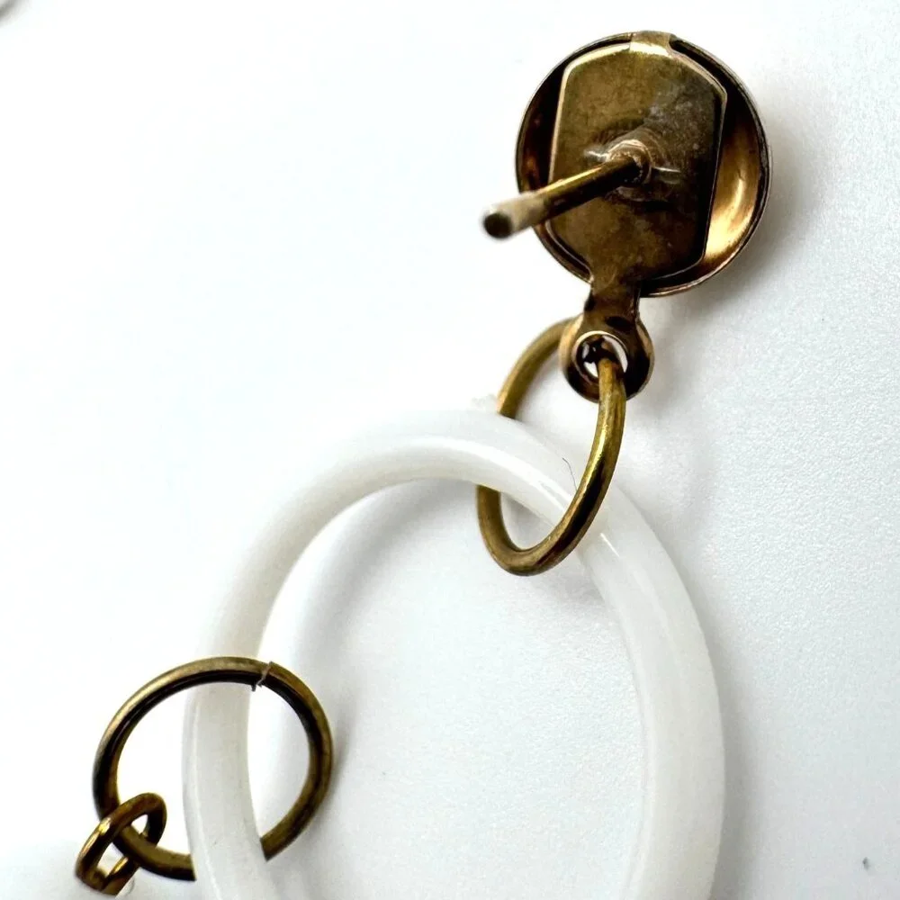 White Dangle Earrings Vtg Plastic Bead Drops Gold-Tone Accents Lightweight Long - Picture 5 of 8